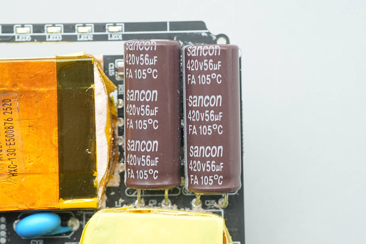 支援APP跨端查詢一鍵管理，安克Prime 150W充電底座拆解