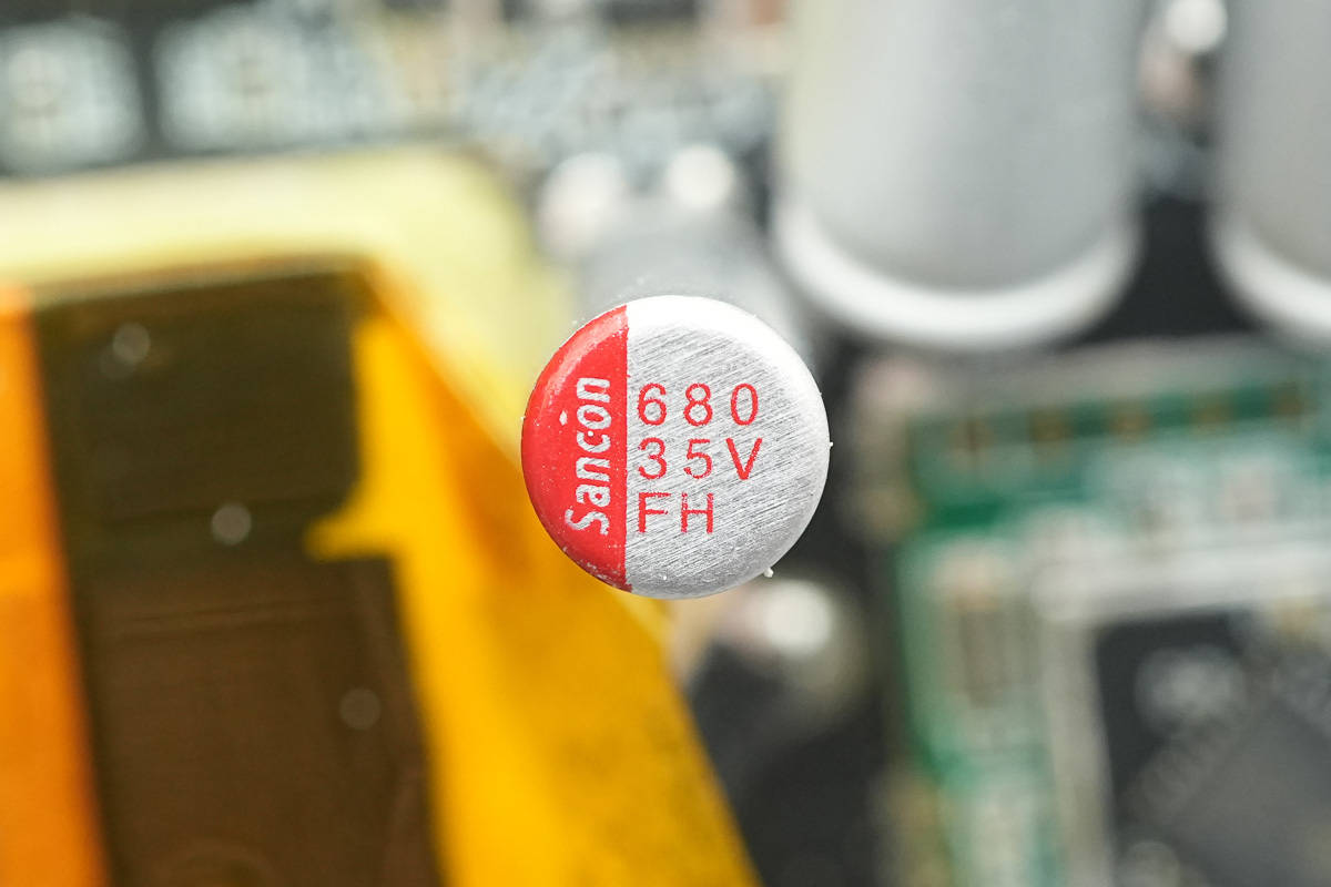 支援APP跨端查詢一鍵管理，安克Prime 150W充電底座拆解