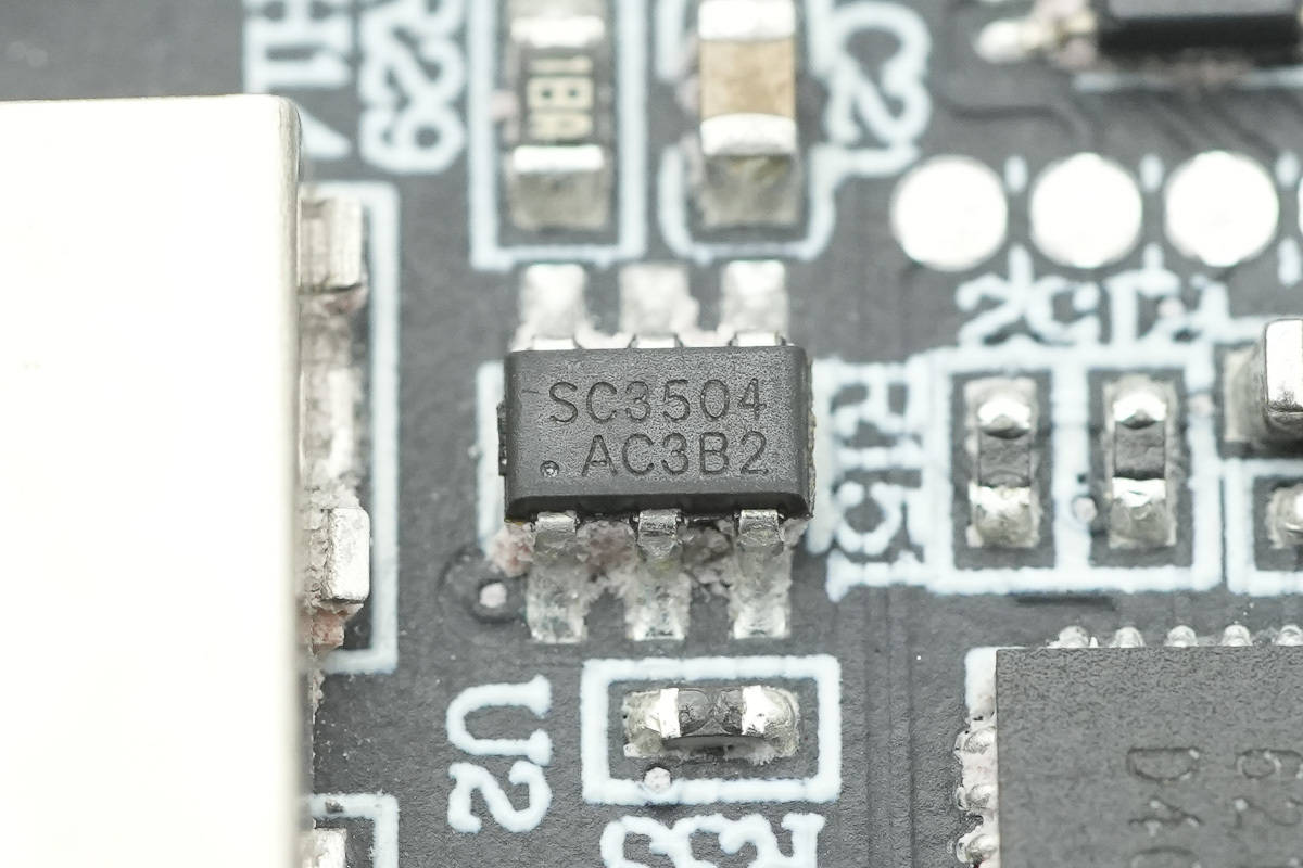 支援APP跨端查詢一鍵管理，安克Prime 150W充電底座拆解