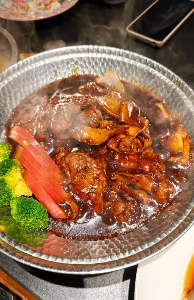 河南洛陽，這家下飯的美食餐廳，真的值得打卡！