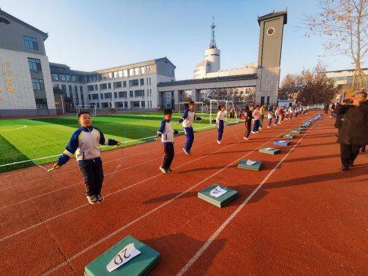 淄博市博山區中心路小學：繩王爭霸賽圓滿落幕