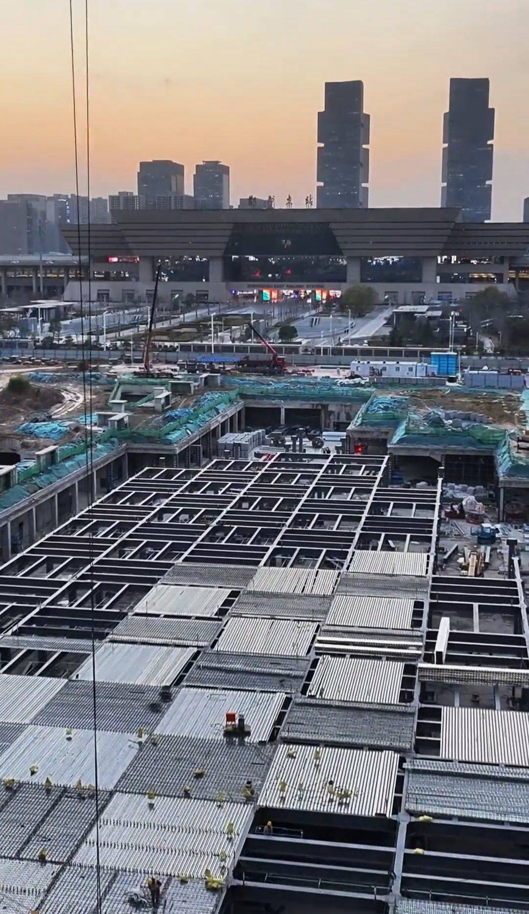 鄭州將建“胖東來高鐵驛站”，鄭州文旅局工作人員：未來可能會規劃相關旅遊線路，讓遊客出行、購物、旅遊更方便