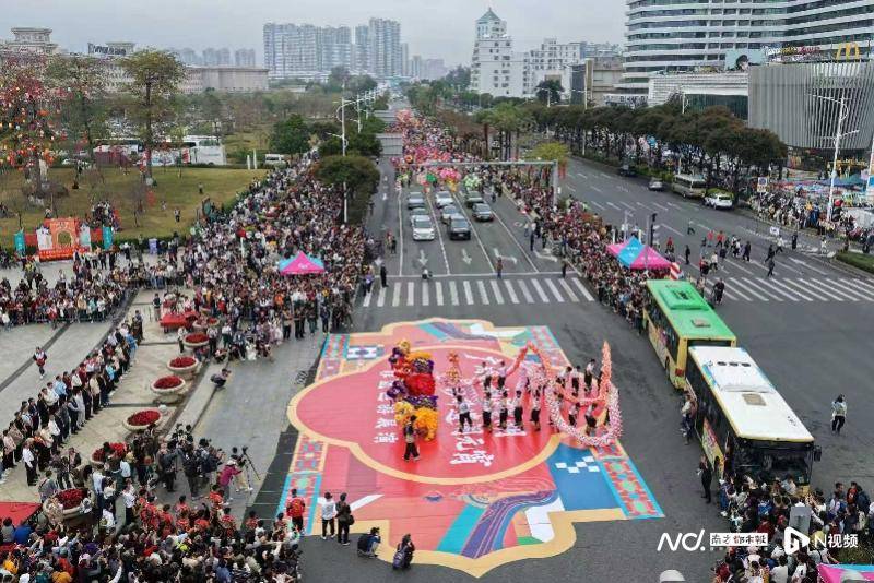 馬年新韻：肇慶廣府廟會非遺巡遊啟幕，AI科技潮範鬧元宵