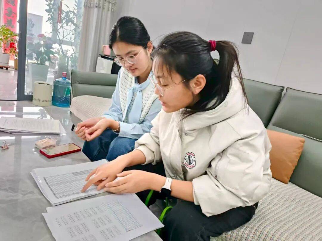 以溫情守護成長，石家莊精英中學開展家訪活動