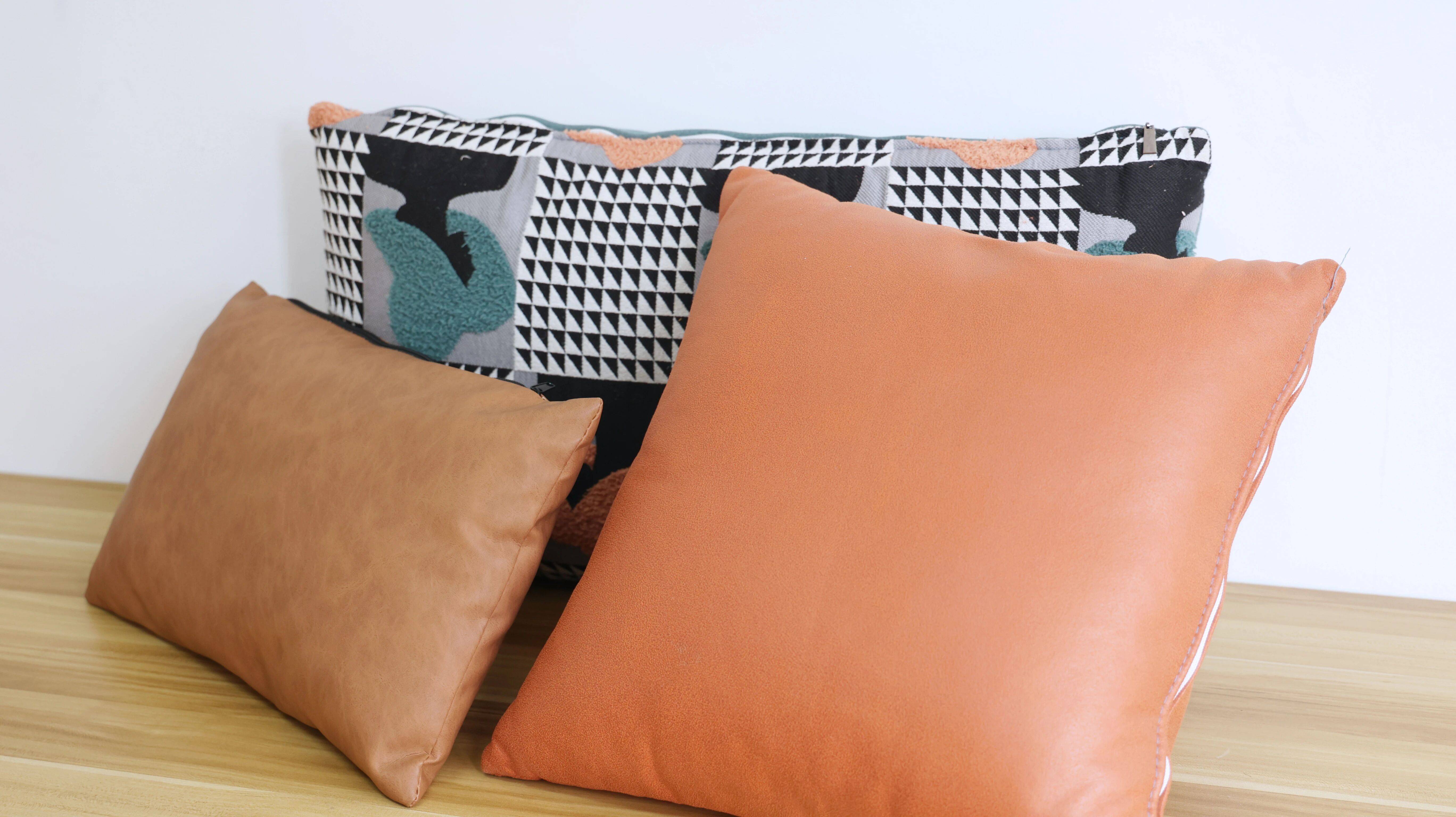 原創女性朋友頭髮大把大把的掉或面臨“禿頭”困擾？與哪些因素有關？