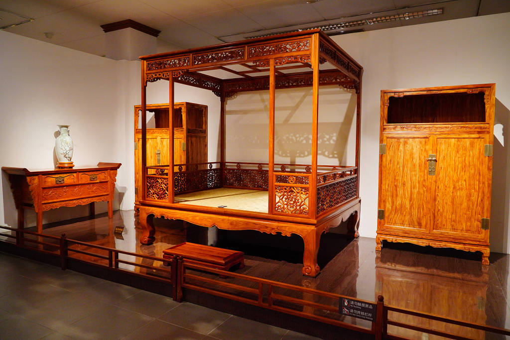 曾經的女首富陳麗華和她的紫檀收藏