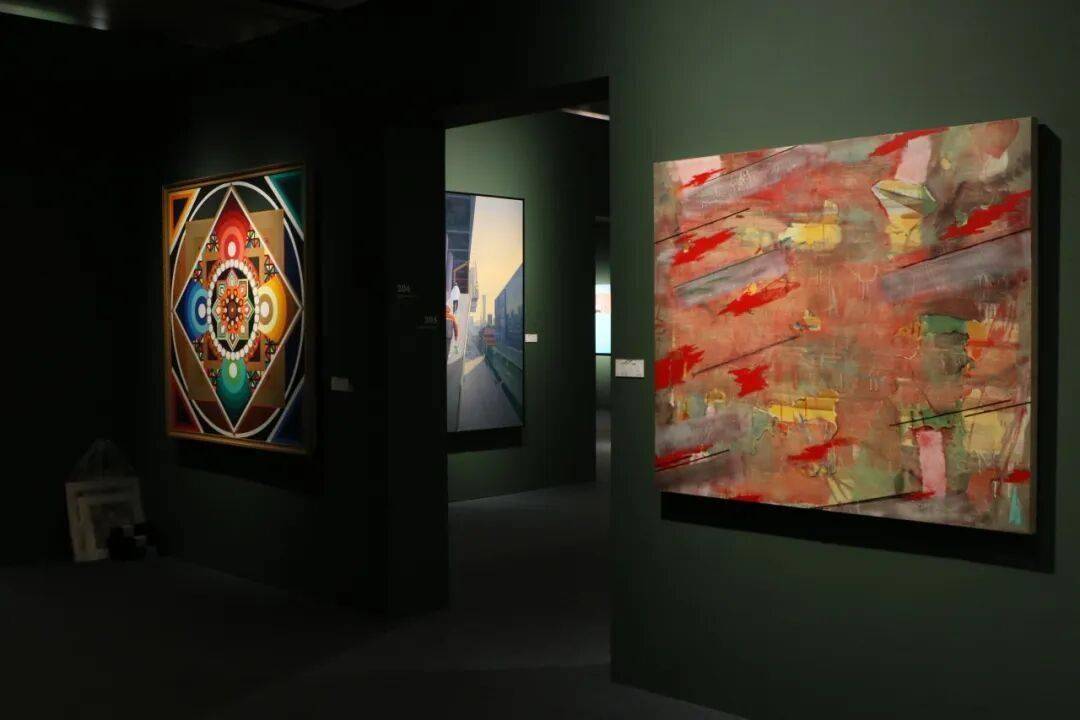 五一打卡必去！“中央美院研究生畢業展”千餘件作品見證“煥彩共生”