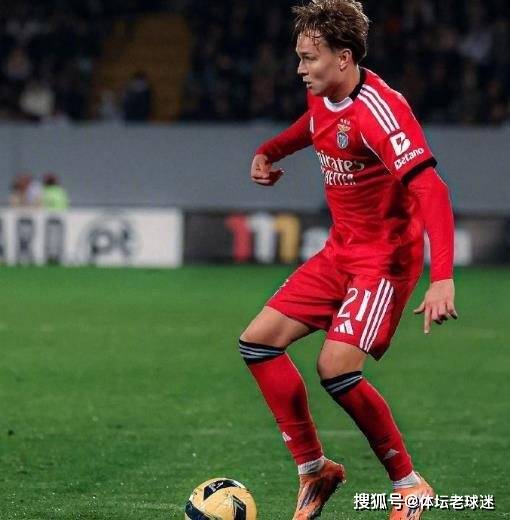 原創逆襲！從擺上貨架到引發豪門哄搶，21歲挪威小將6項資料領跑葡超