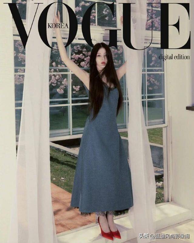 原創韓素希登《VOGUE Korea》電子刊：繁花映紅唇，冷豔自生香