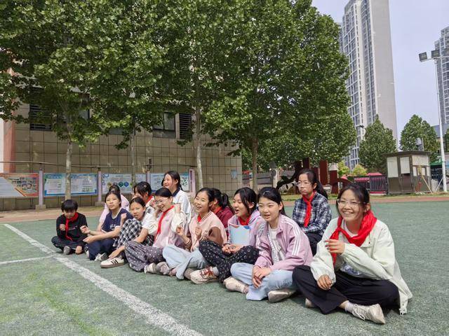 鄭州高新區蓮花街小學足球嘉年華圓滿落幕