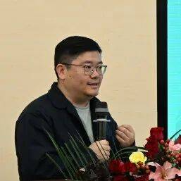 詩歌的時代性暨黃紀雲詩歌文化交流會在開封舉行