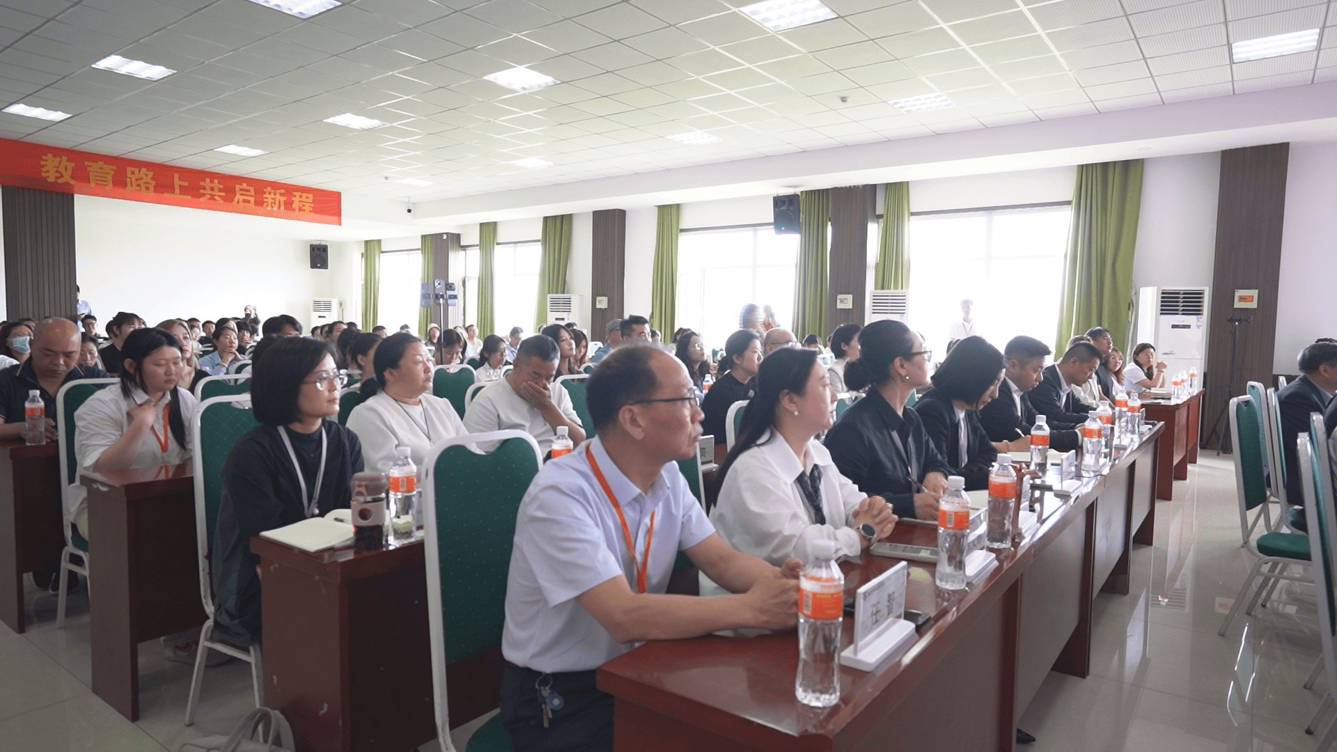 河北保定：保定賀陽高階中學與衡水泰華中學正式深度合作