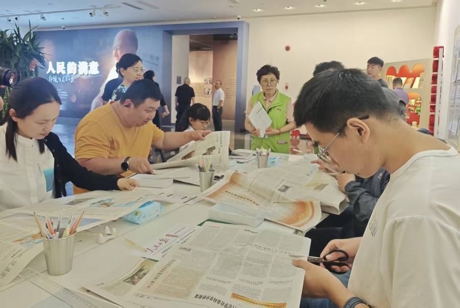 “東風5號”成功發射賀電亮相錢學森圖書館