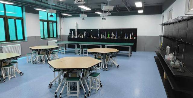 修過青藏鐵路的央企，給順義仁和中學建了一個“創新空間”