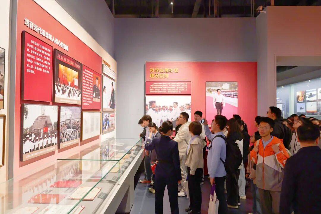 八校書院學子齊聚康復大學，共啟新型研究型大學研學之旅！