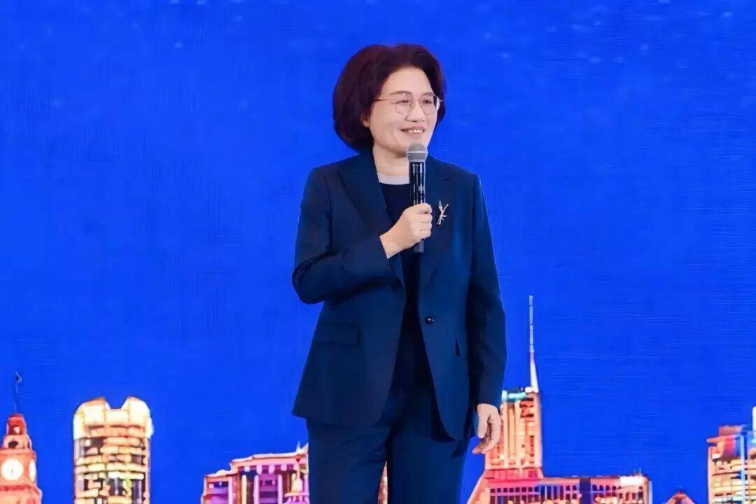 從湖南師大附中走出的“晶片女皇”說：中學豐富的校園社會實踐，埋下了科研的種子
