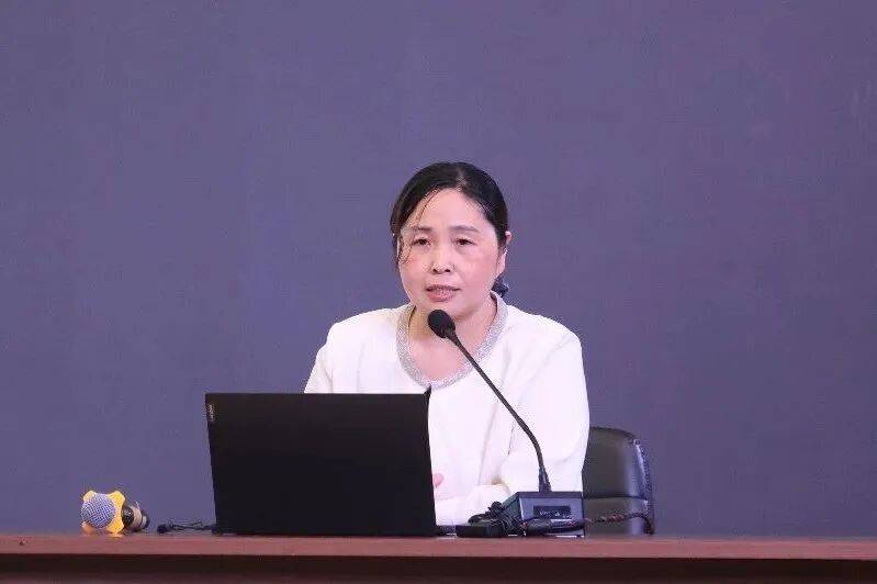 濮陽醫學高等專科學校舉辦心理健康教育專題講座