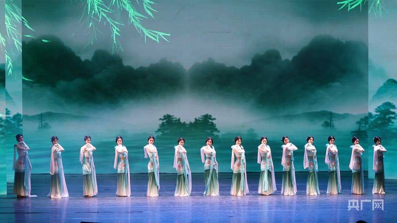 殘障藝術家演繹生命之美！音樂舞蹈詩《我的夢》在貴陽演出