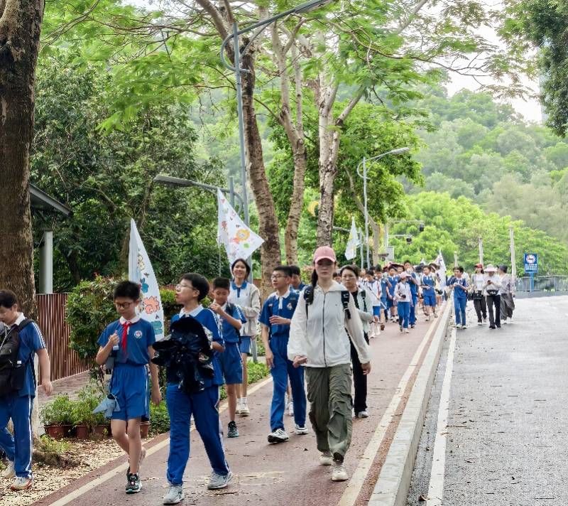 最特別的畢業獻禮！深圳小學生用遠足為小學留下深刻回憶
