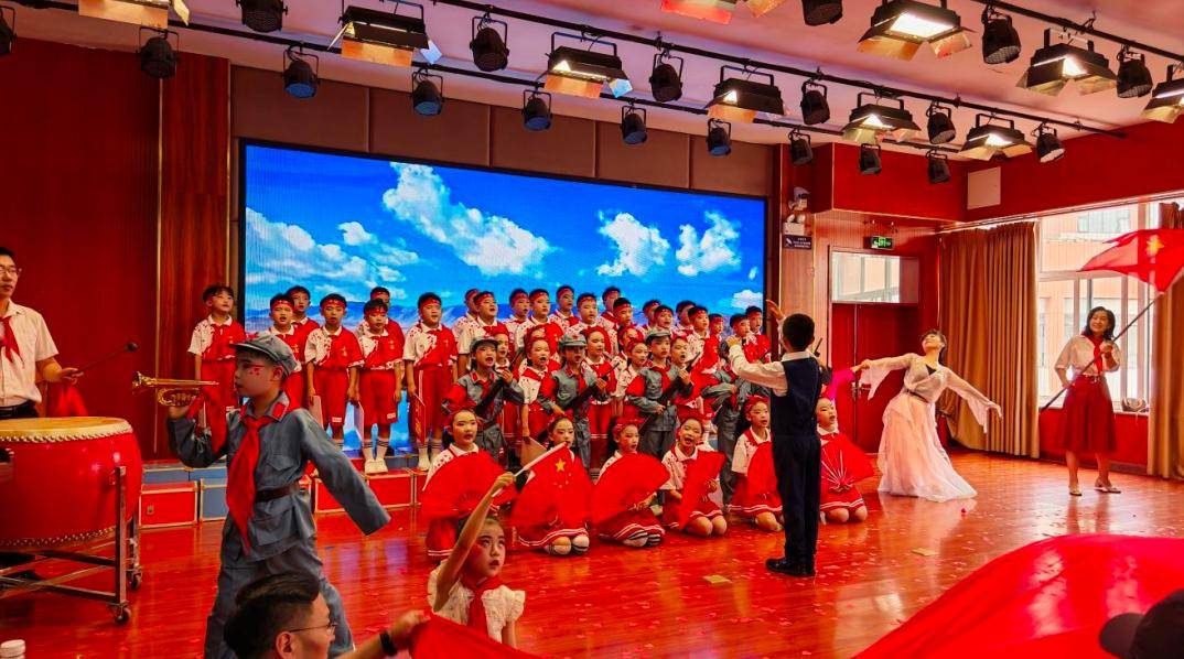 原創臨沂三河口小學開展主旋律歌曲合唱展演活動