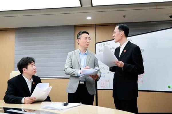 他是“白衣天使”，又是“無袍法官” 宋康：在醫學與法律間架起溝通橋樑