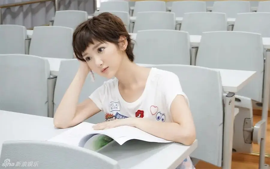 原創毛曉彤又純又欲性感撩人！六大影視代表作驚豔角色美爆了