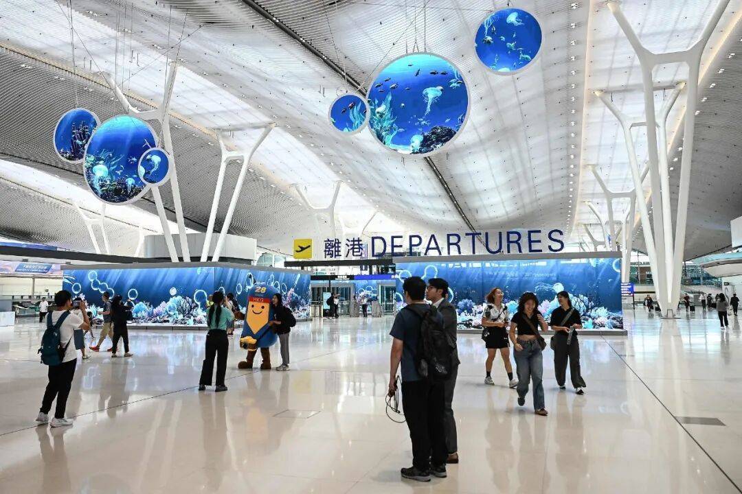 飛香港別跑錯！15家航空公司已“搬家”→