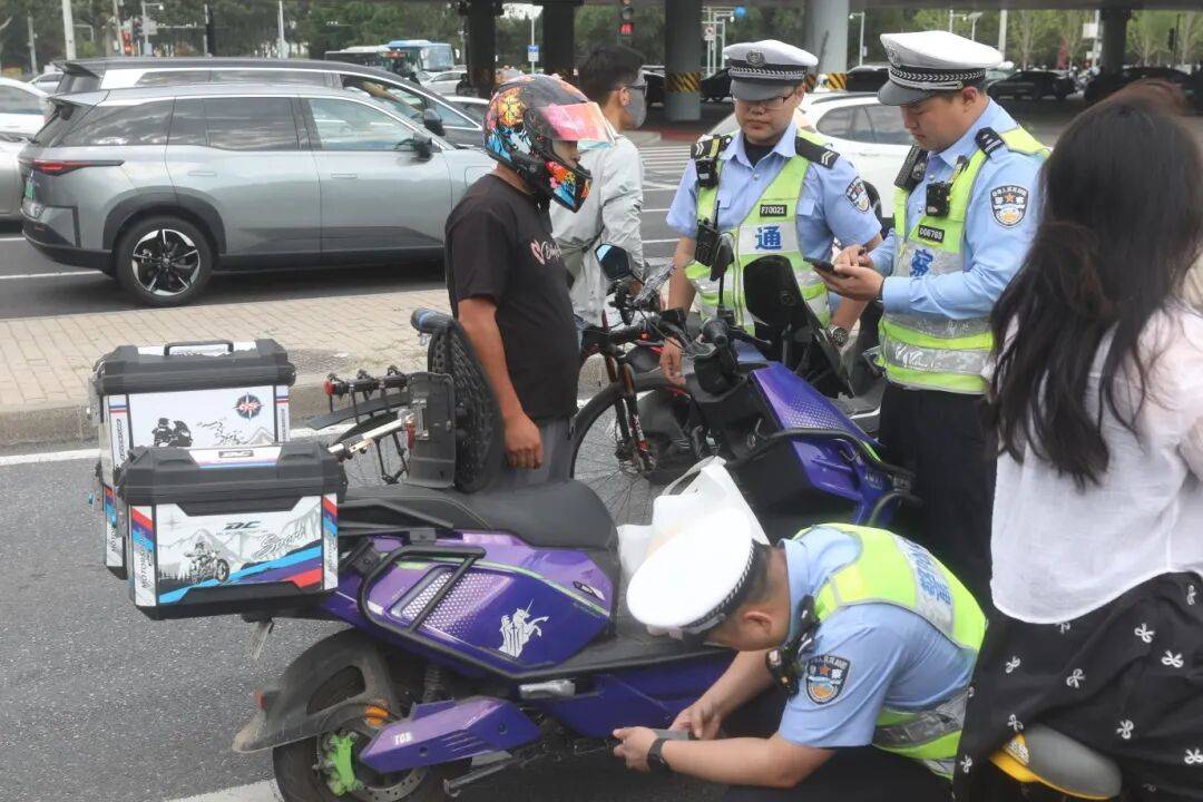 1小時5輛，扣車扣分罰款！北京交警嚴查這種違法