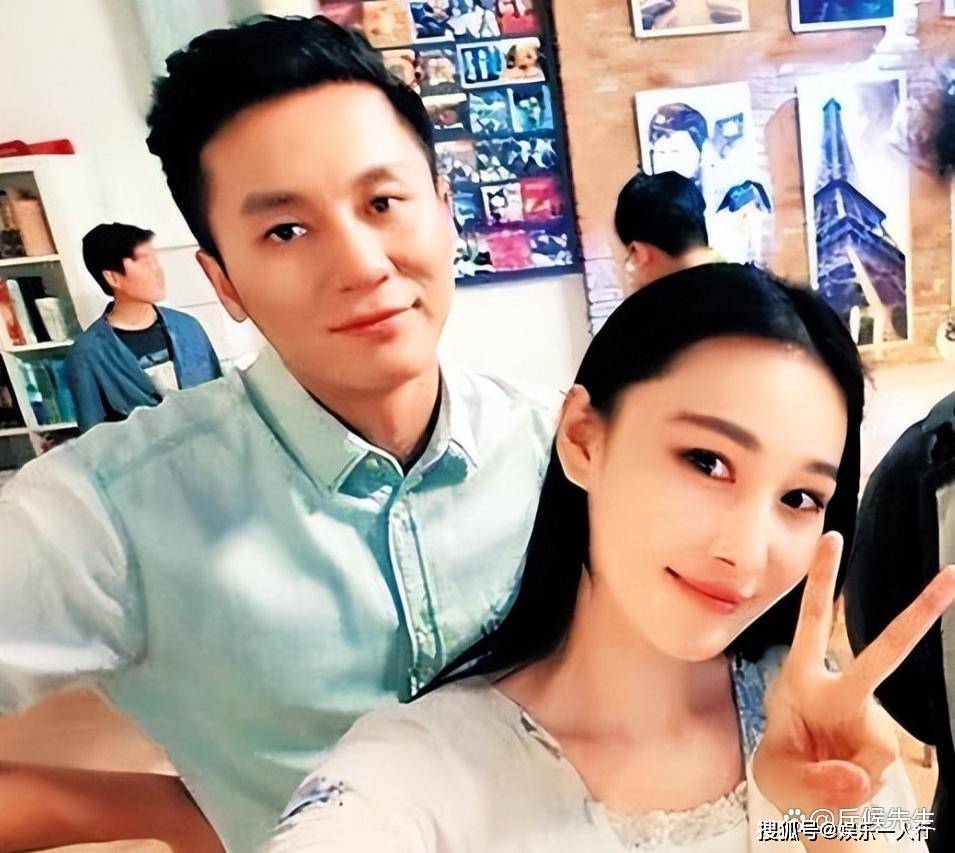 原創原來她是李晨親妹，同父異母是澳洲留學生，生倆女兒如今大辦婚禮
