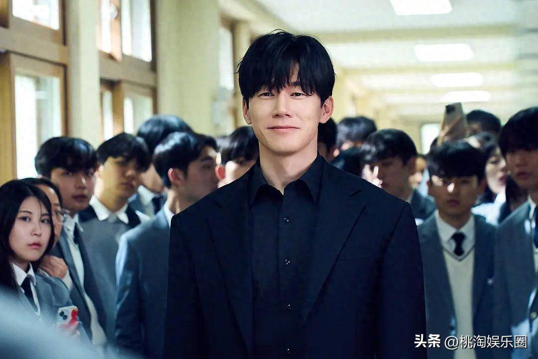 韓劇《鐵拳教育》引發轟動，韓國教育長連夜規劃三大機制保護老師