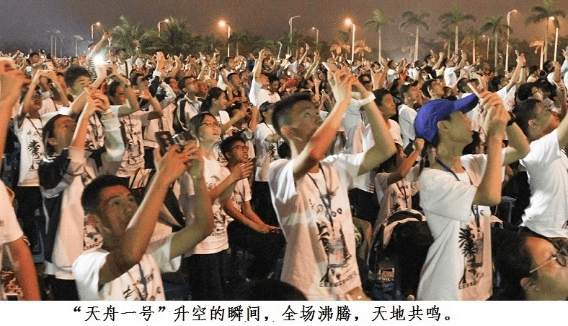 剛出道就火了！海淀這所中學打造“雙王牌班”，揭露“造星”奧秘！