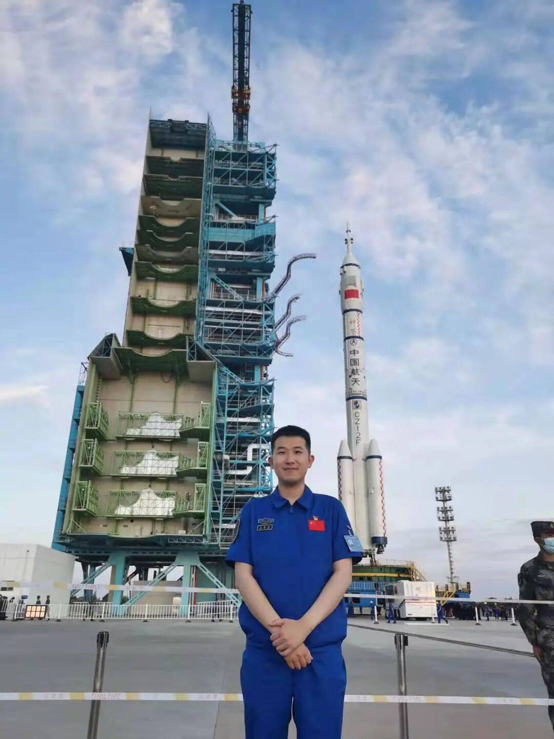 剛出道就火了！海淀這所中學打造“雙王牌班”，揭露“造星”奧秘！