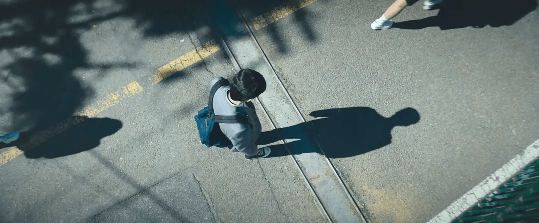 世界是巨大的“鐵拳教育”