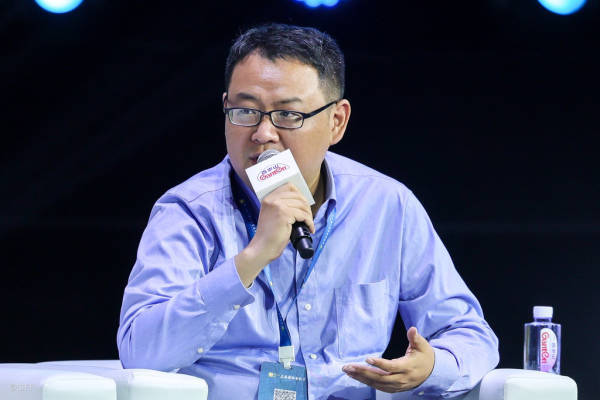 “說個有趣現象：AI影視公司，不敢招影視專業學生”